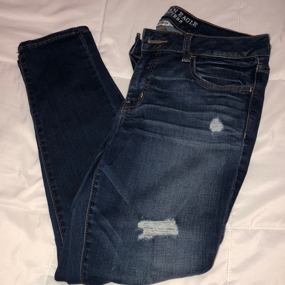 American eagle ripped jeans